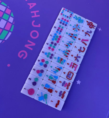 Peace Love Mahjong - Taylor's Tiles